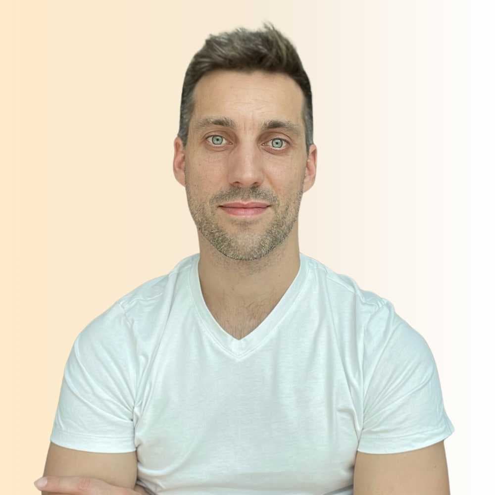 Simon Carvi